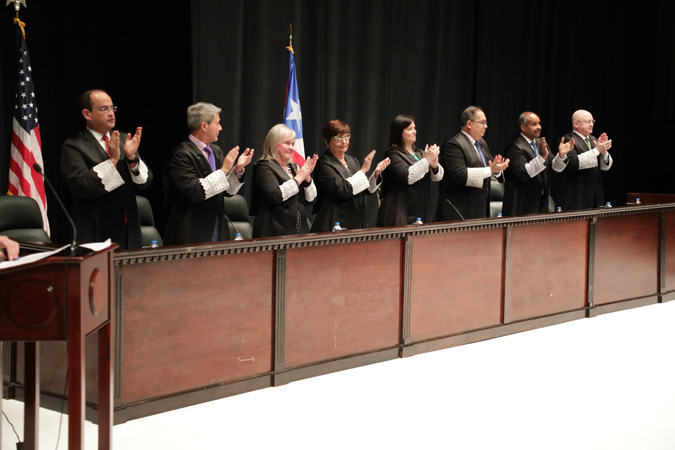 El Tribunal Supremo de Puerto Rico celebró una sesión especial para tomar juramento a 209 nuevos abogados y abogadas