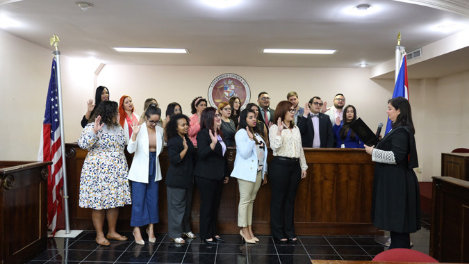 Jueza Presidenta toma juramento a integrantes de la Organización Pro Derechos de la Mujer de la Facultad de Derecho de la Pontificia Universidad Católica de Puerto Rico