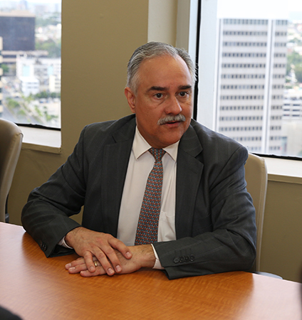 El licenciado Carlos Rodríguez Vidal participó de la reunión.