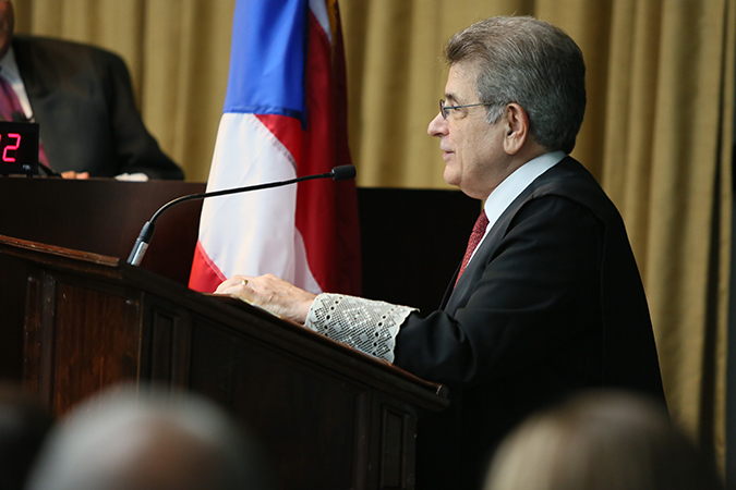 El ex Juez Presidente del Tribunal Supremo, Hon. Federico Hernández Denton, destacó en su mensaje la trayectoria de quien fuera su Ayudante Especial durante su presidencia.