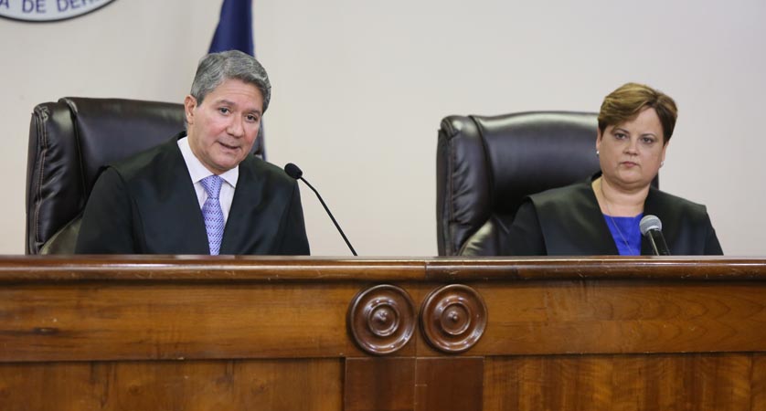 El Juez Asociado del Tribunal Supremo, Hon. Edgardo Rivera García, presidió los trabajos junto a la Jueza Superior, Hon. María del C. Berríos Flores.