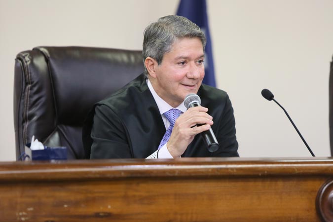 El Juez Asociado del Tribunal Supremo, Hon. Edgardo Rivera García, ofreció el mensaje especial de la ocasión en representación de la Jueza Presidenta, Hon. Maite D. Oronoz Rodríguez.
