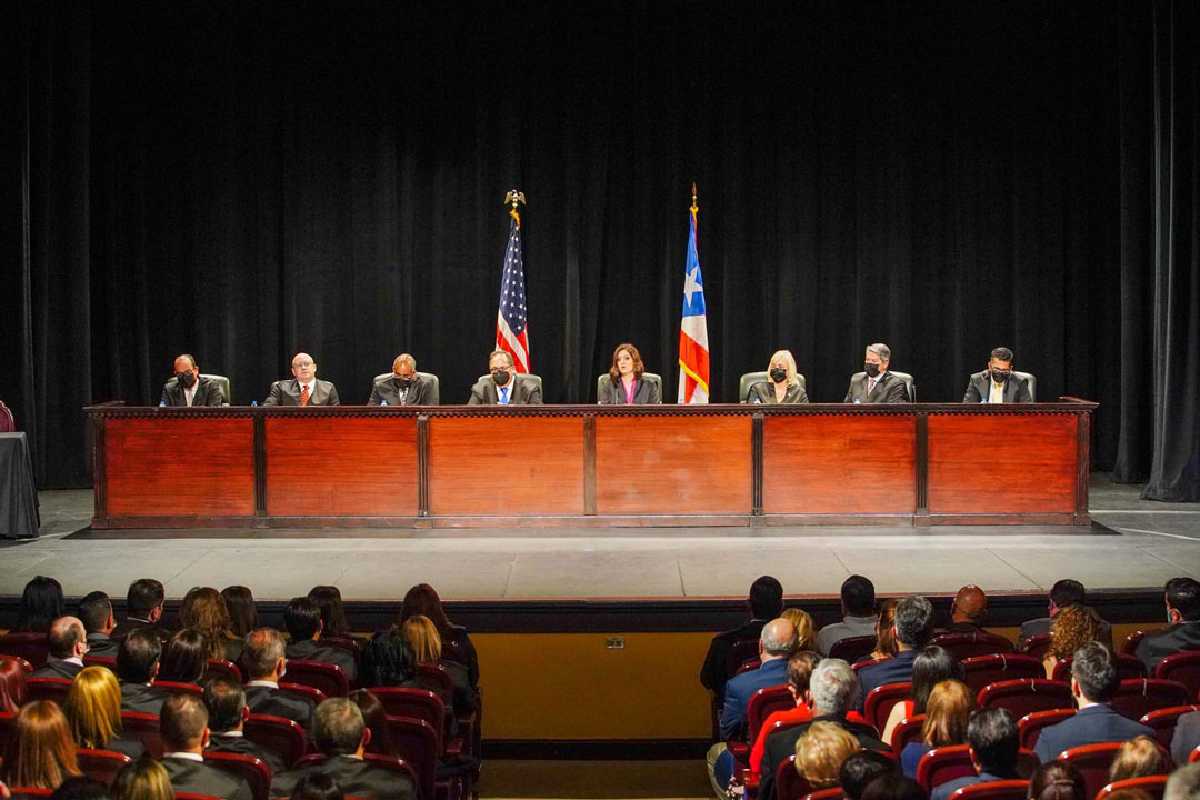 Juezas y jueces del Tribunal de Apelaciones y del Tribunal de Primera Instancia juramentaron en una sesión especial celebrada por el Tribunal Supremo de Puerto Rico.
